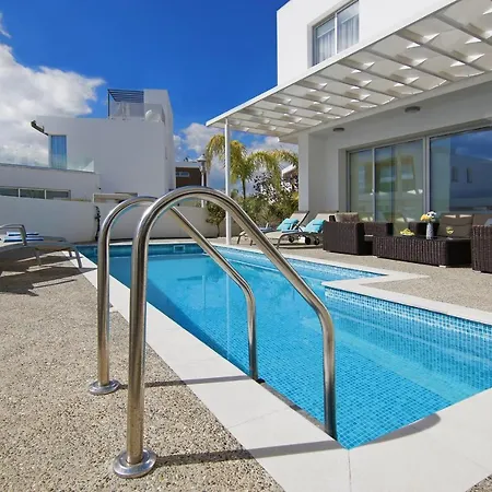 Sunday Villa